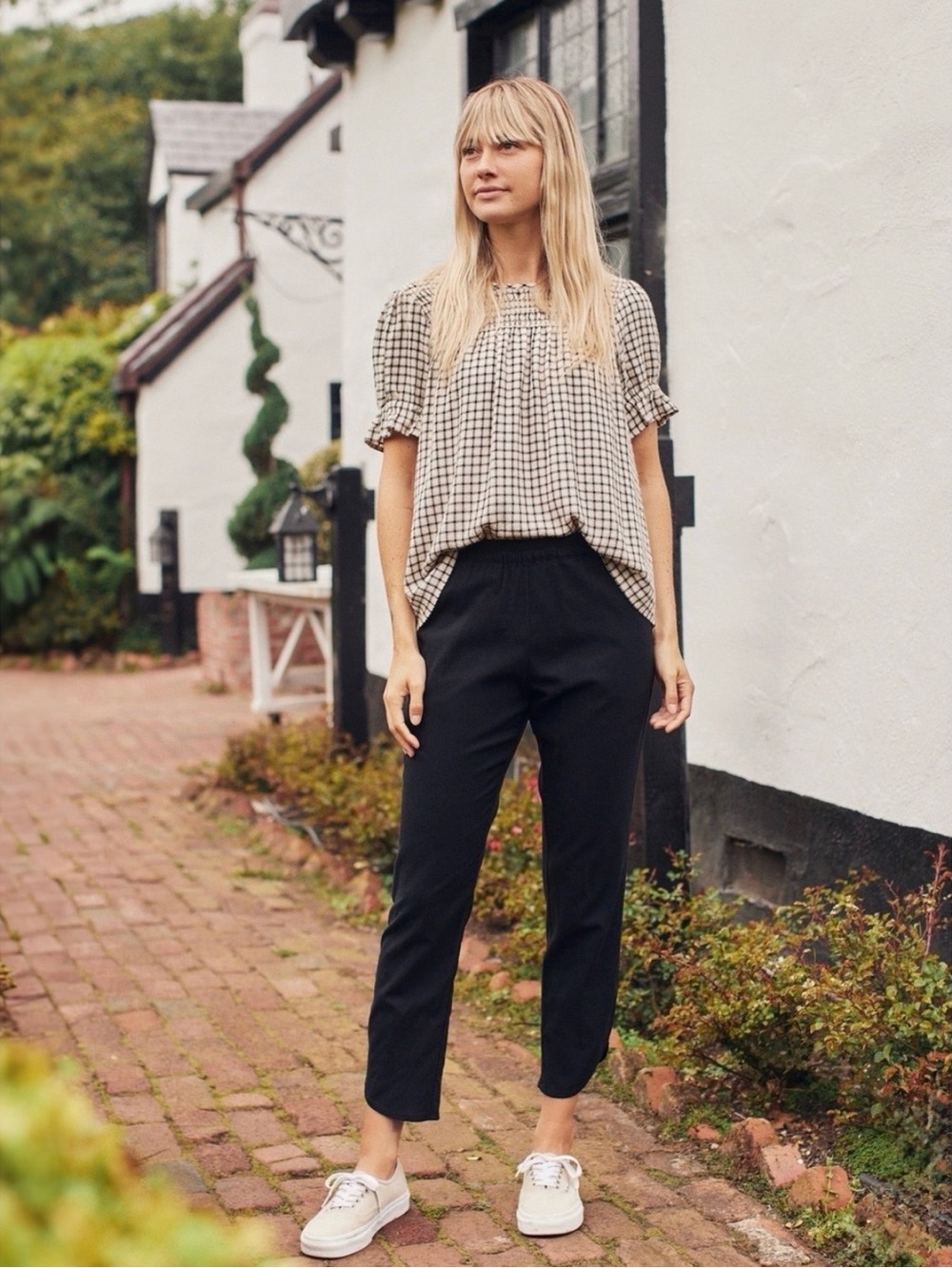 Marine Layer Allison Crop Pant - Picture 5 of 15